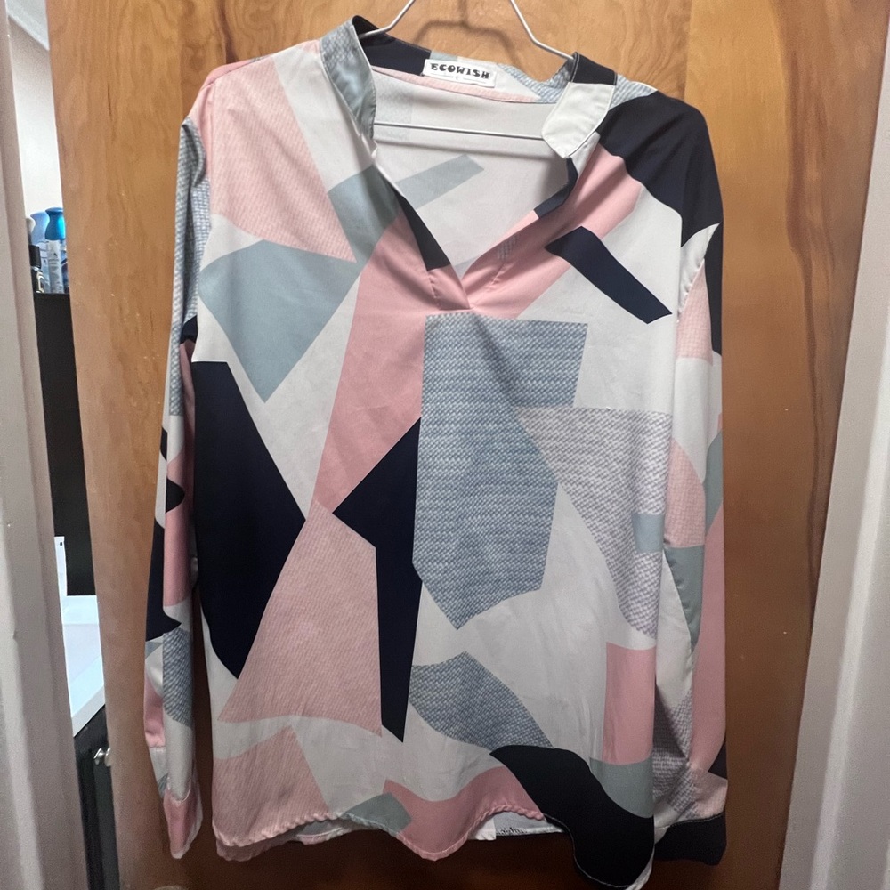 Women's Geometric Print Top - Pink, Blue, Navy, and White